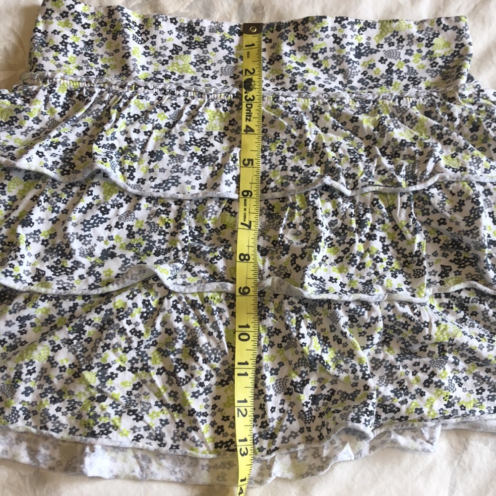 Volcom Skirt - Picture 6 of 6